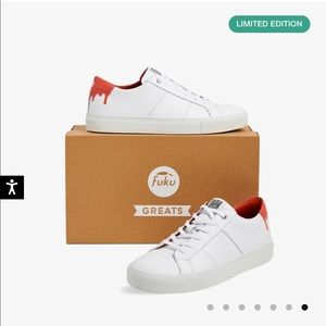 Leather white sneaker